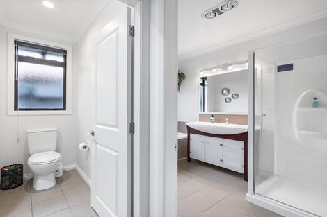 Photo of property in 2 Parnwell Place, Ohauiti, Tauranga, 3112