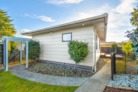 Photo of property in 2 Corinth Place, Sunnybrook, Rotorua, 3015