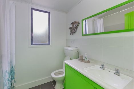 Photo of property in 15 Rangitane Street, Himatangi Beach, Foxton, 4891