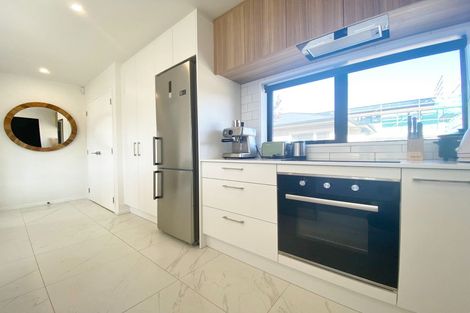 Photo of property in 1/124 Milton Street, Somerfield, Christchurch, 8024