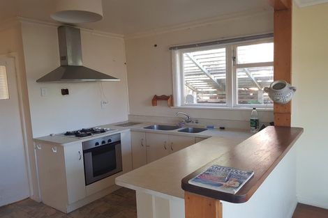 Photo of property in 20 Ashleigh Crescent, Miramar, Wellington, 6022