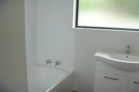 Photo of property in 21c Fort Richard Road, Otahuhu, Auckland, 1062