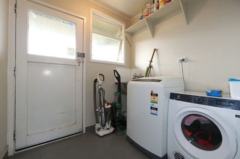 Photo of property in 28 Cartier Crescent, Flaxmere, Hastings, 4120