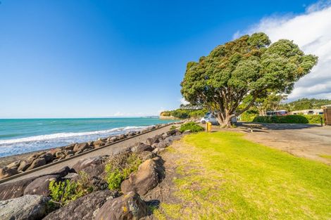 Photo of property in 121 Eighth Avenue, Urenui, 4377