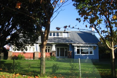 Photo of property in 28 Totara Crescent, Woburn, Lower Hutt, 5010