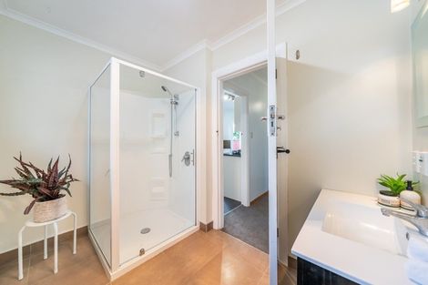 Photo of property in 35 Golders Road, Elderslea, Upper Hutt, 5018