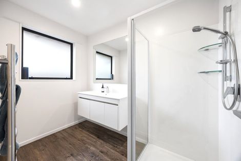 Photo of property in 1/43 Aorangi Road, Bryndwr, Christchurch, 8053