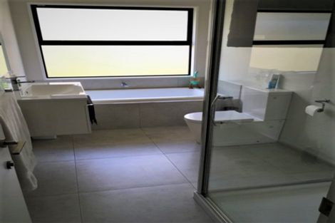 Photo of property in 3 Robalan Close, Halswell, Christchurch, 8025