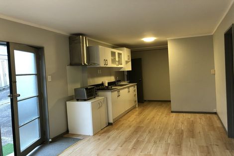 Photo of property in 1/288 Sunset Road, Windsor Park, Auckland, 0632