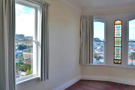 Photo of property in 15 Kenwyn Terrace, Newtown, Wellington, 6021