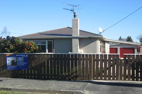 Photo of property in 15 Costley Street, Carterton, 5713