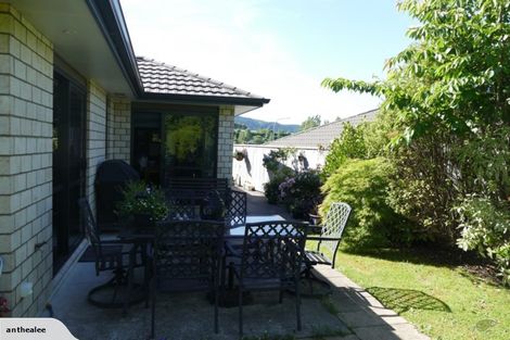 Photo of property in 8 Greenstone Grove, Brown Owl, Upper Hutt, 5018