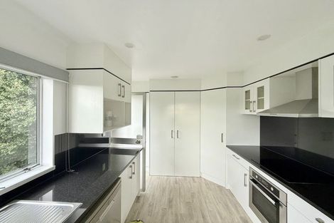 Photo of property in 1/83 Manuka Road, Bayview, Auckland, 0629