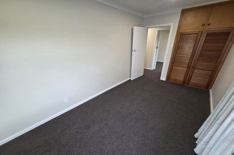 Photo of property in 11 Grimseys Road, Redwood, Christchurch, 8051