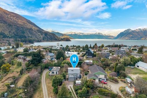Photo of property in 34 Noema Terrace, Lake Hawea, 9382