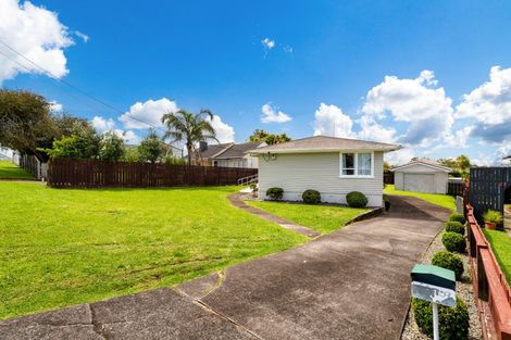 Photo of property in 39 Coniston Avenue, Te Atatu South, Auckland, 0610