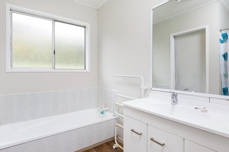 Photo of property in 70 Windsor Road, Bellevue, Tauranga, 3110