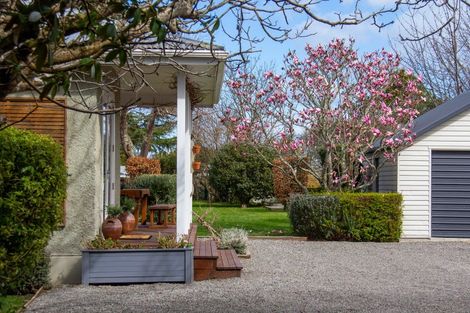 Photo of property in 35 Green Lane Road, Masterton, 5810