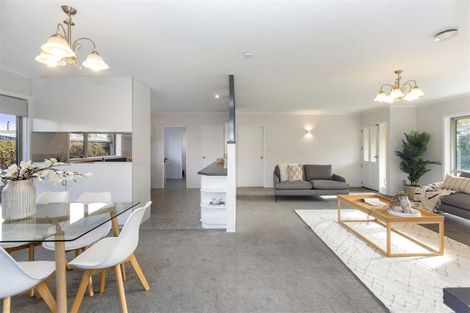 Photo of property in 9c Quinton Place, Bishopdale, Christchurch, 8053