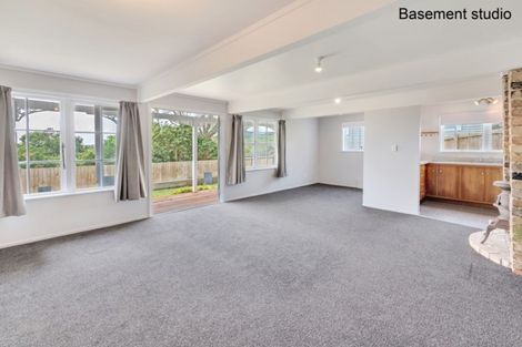 Photo of property in 4 Nelson Street, Helensville, 0800