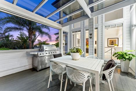 Photo of property in 87 Princes Street, Northcote Point, Auckland, 0627