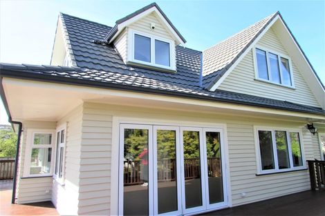 Photo of property in 18 Middleton Road, Johnsonville, Wellington, 6037