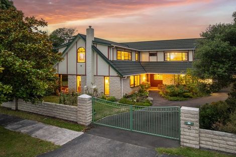 Photo of property in 2 Lavinia Grove, Waikanae Beach, Waikanae, 5036