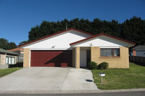 Photo of property in 41 Castlefinn Drive, Weymouth, Auckland, 2103