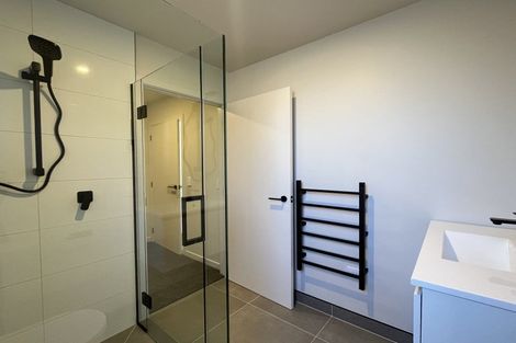 Photo of property in 37 Cheviot Street, Jacks Point, 9371