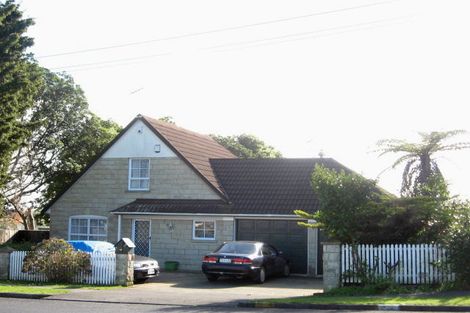 Photo of property in 1/10 Grande Vue Road, Hillpark, Auckland, 2102