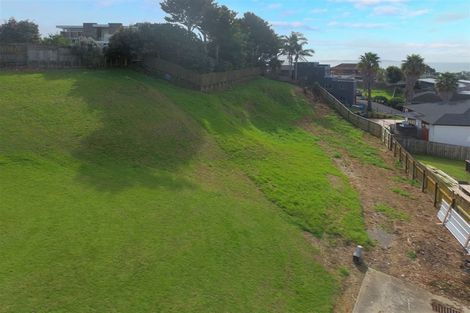 Photo of property in 180b Whangaparaoa Road, Red Beach, 0932