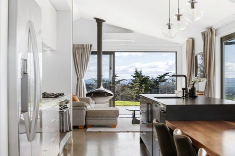 Photo of property in 668 Kaitemako Road, Welcome Bay, Tauranga, 3175