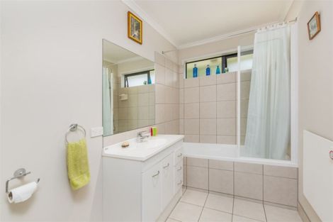 Photo of property in 24c Riddell Road, Kerikeri, 0230