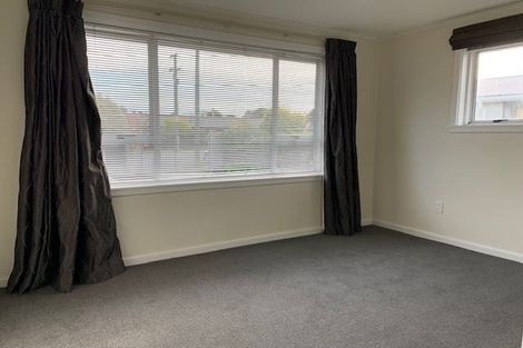 Photo of property in 39 Middlepark Road, Sockburn, Christchurch, 8042