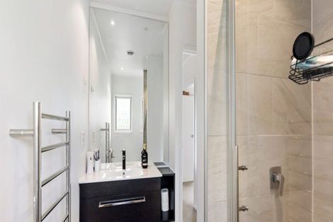 Photo of property in 2/31 Gowing Drive, Meadowbank, Auckland, 1072