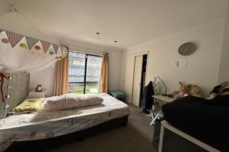 Photo of property in 2 George Deane Place, Greenhithe, Auckland, 0632