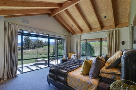 Photo of property in 41 Precipice Lane, Glenorchy, 9372