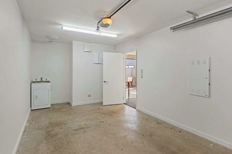 Photo of property in 2/40 Brockworth Place, Riccarton, Christchurch, 8011