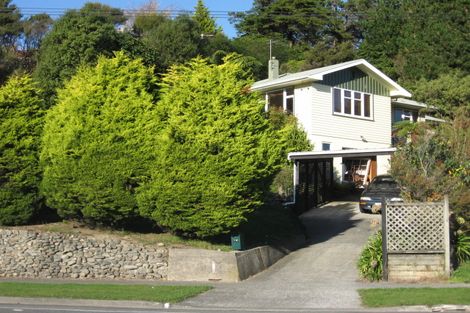 Photo of property in 79 Stokes Valley Road, Stokes Valley, Lower Hutt, 5019
