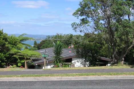 Photo of property in 69 Hadfield Street, Beach Haven, Auckland, 0626