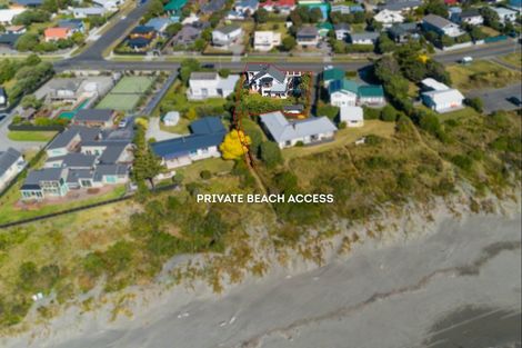 Photo of property in 113 Field Way, Waikanae Beach, Waikanae, 5036