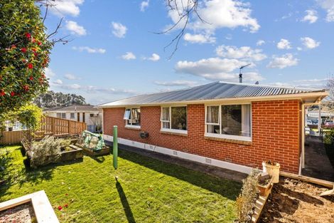 Photo of property in 5 Browne Street, Waitara, 4320
