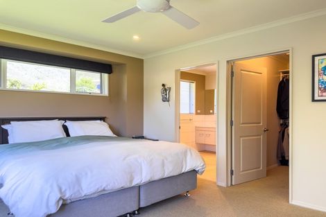 Photo of property in 254c Waikawa Road, Waikawa, Picton, 7220