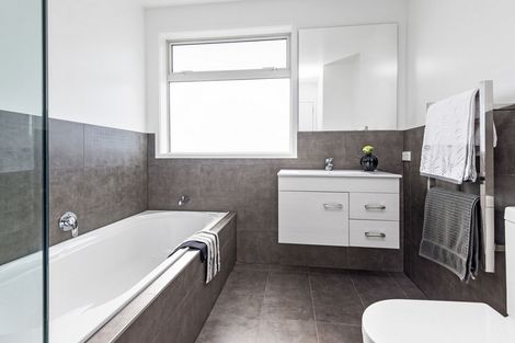 Photo of property in 56 Pate Crescent, Favona, Auckland, 2024