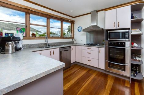 Photo of property in 54 Fraser Crescent, Elderslea, Upper Hutt, 5018