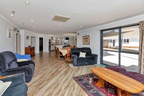 Photo of property in 12 Pyle Road East, Ruakaka, 0171