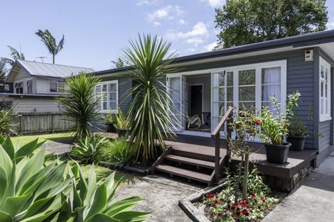 Photo of property in 4 Second View Avenue, Beachlands, Auckland, 2018