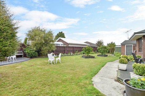 Photo of property in 18 Harrall Place, Kaiapoi, 7630