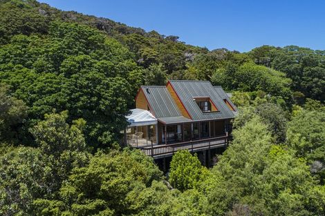 Photo of property in 218 Manganese Point Road, Tamaterau, Whangarei, 0174