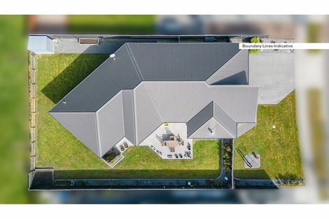 Photo of property in 32 Sutherland Drive, Kaiapoi, 7630